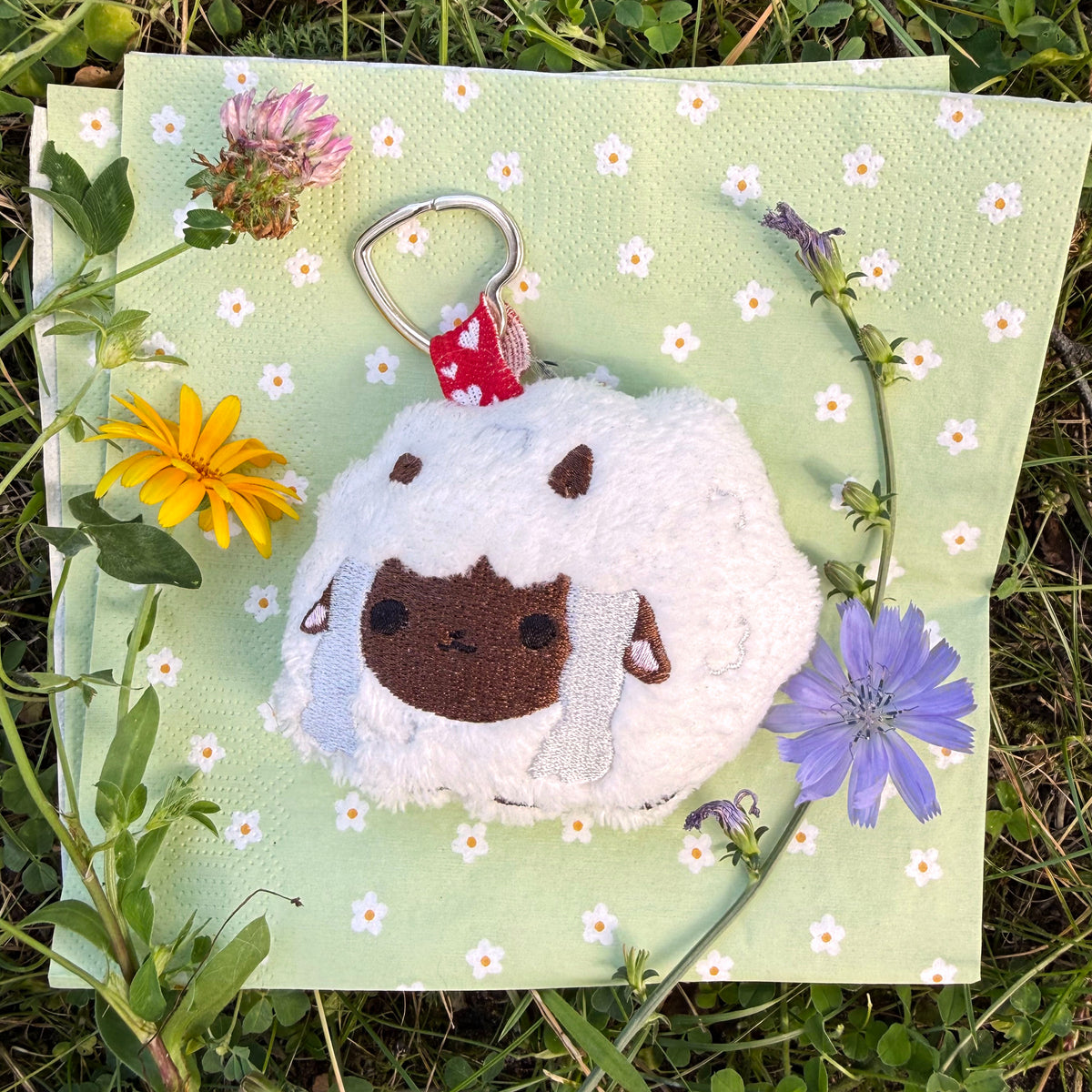 Wooloo pokemon handmade breloczek