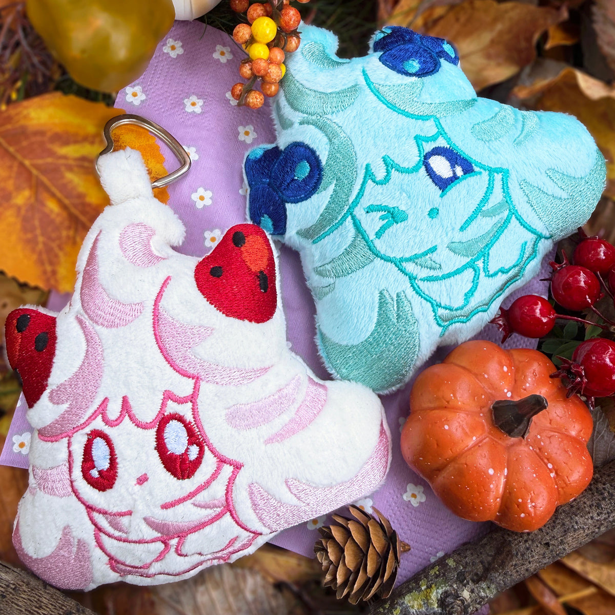 Alcremie Pokemon handmade breloczek
